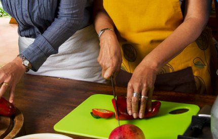 People preparing healthy food